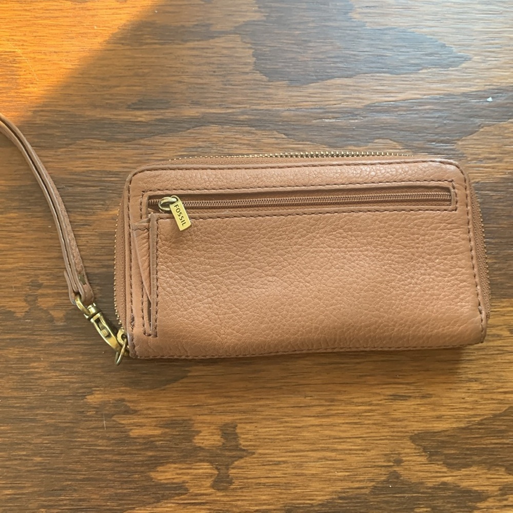 Fossil Wristlet Wallet - image 4